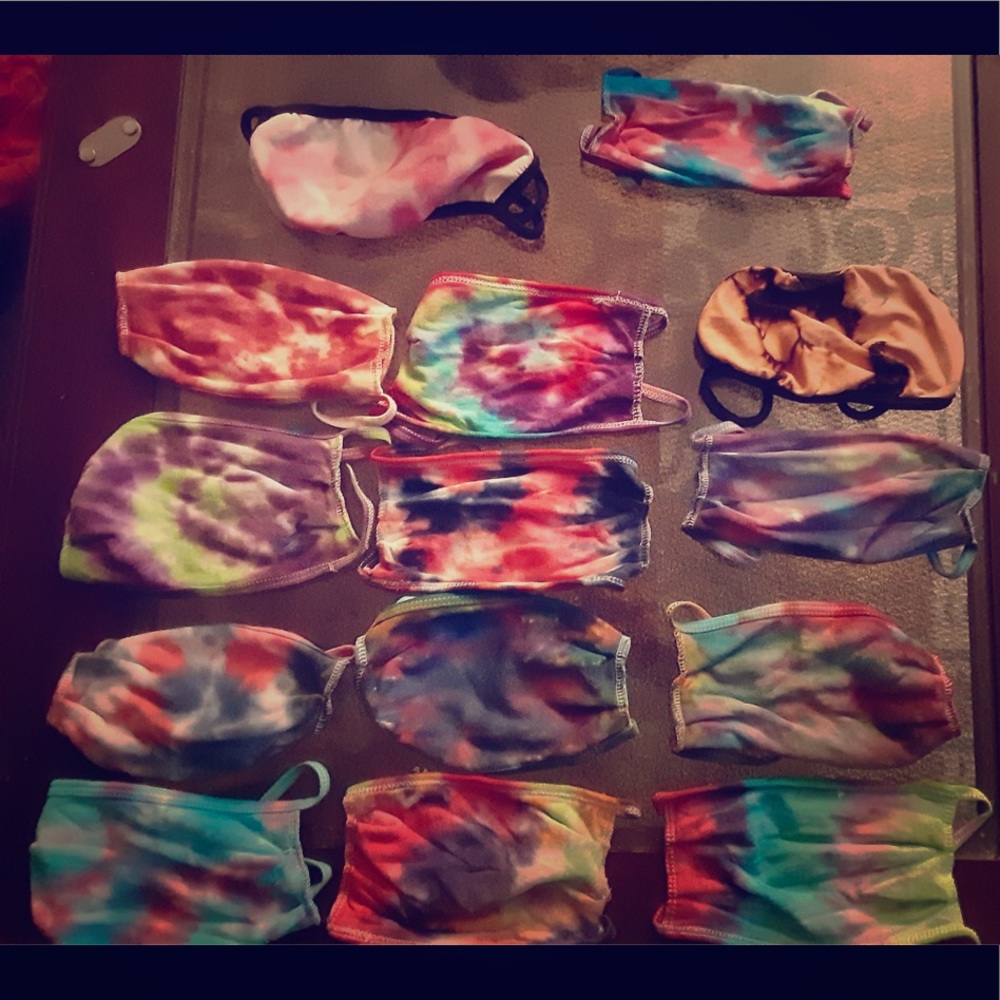 Tie dyed face mask